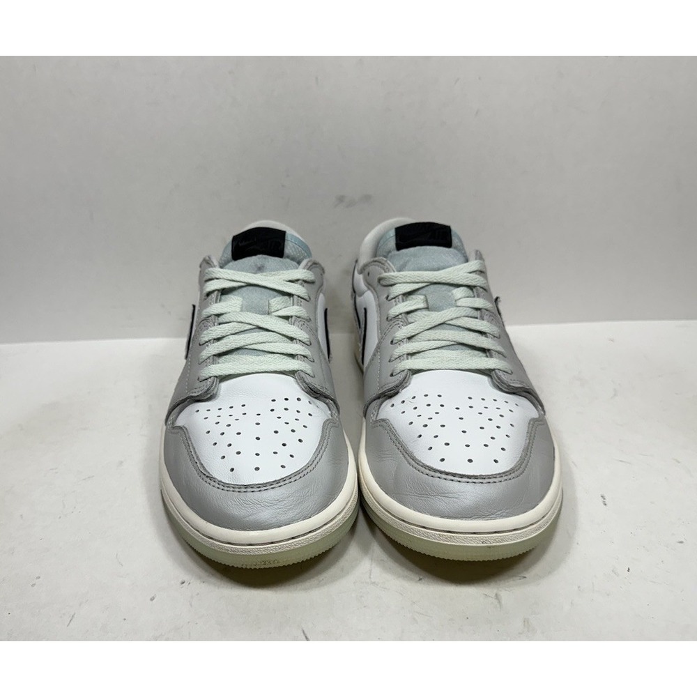 Air Jordan 1 Retro OG Low Year of the Snake HF3144-100 Men's‎ Size 10.5 Shoes - Picture 2 of 8